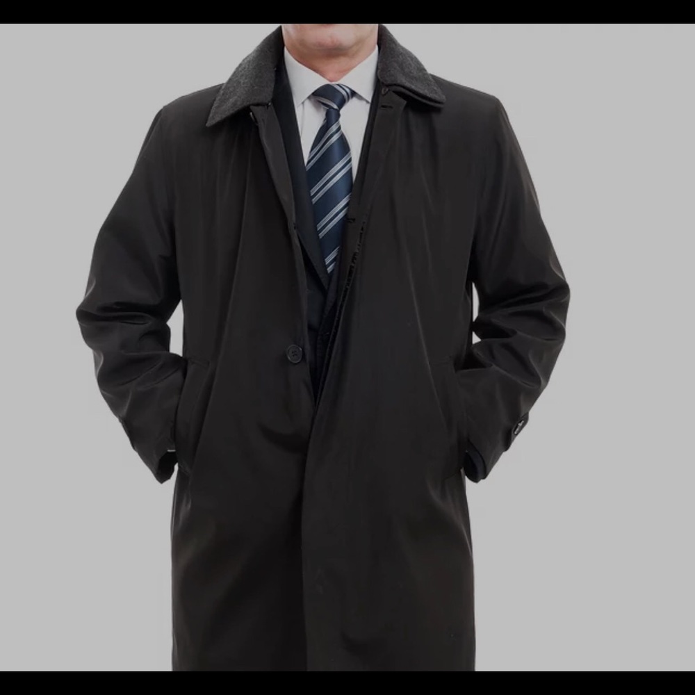 Never worn, 3M William Wallace Trench Coat